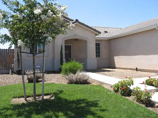 1607 Dalton Ave photo 1