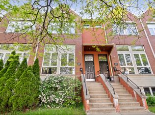6330 N Sacramento Ave, Chicago, IL 60659