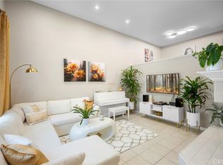 25703 Holiday Cir APT C, Stevenson Ranch, CA 91381