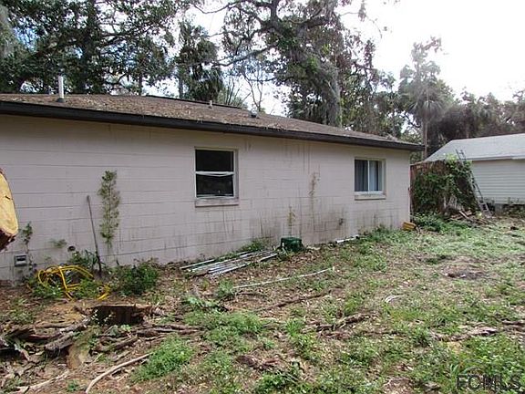 3rd image of 22 Sanchez Ave