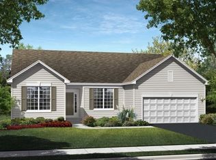 369 Fieldstone Dr, Woodstock, IL 60098