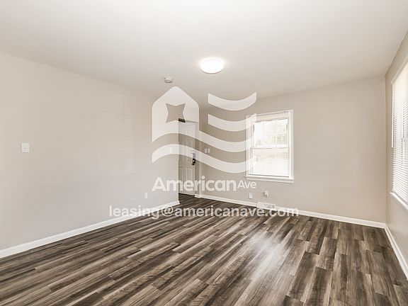 4-Living Room