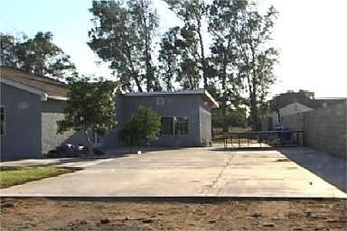 2nd image of 9334 Live Oak Ave