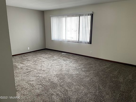 4th image of 291 Hayes St