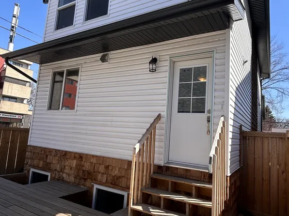 12420 76th St NW, Edmonton, AB T5B 2E7