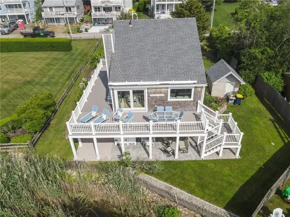 171 Camden Rd, Narragansett, RI 02882