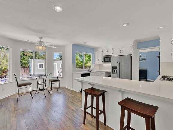 5th image of 3414 Moss Valley Dr