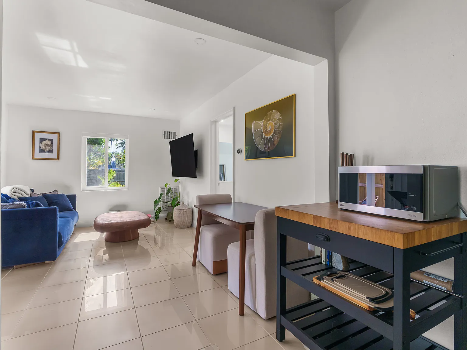 1 bed, 650 sqft, $1,895 — Photo 3