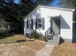 2728 W Surrey Dr, North Charleston, SC 29405