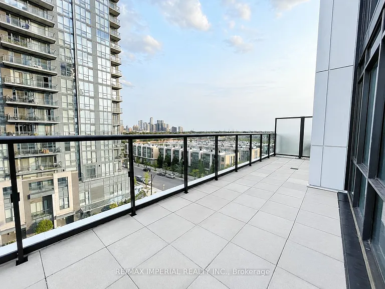 65 Watergarden Dr #403 — Photo 14
