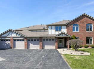 6219 Misty Pines Dr UNIT 2, Tinley Park, IL 60477