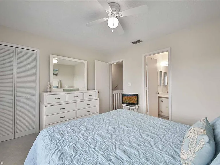 68 Marco Villas Dr #R-5 — Photo 11
