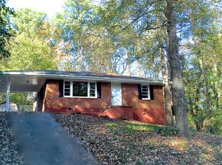 1663 Crest Ridge Dr, Marietta, GA 30067