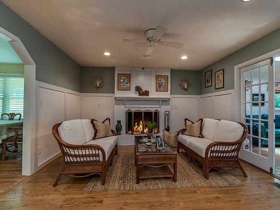 4th image of 105 Muirfield Ct