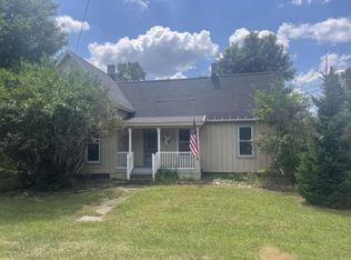 2 Race St, Sugar Grove, PA 16350