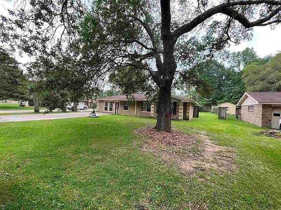 2nd image of 165 Briarcliff Dr