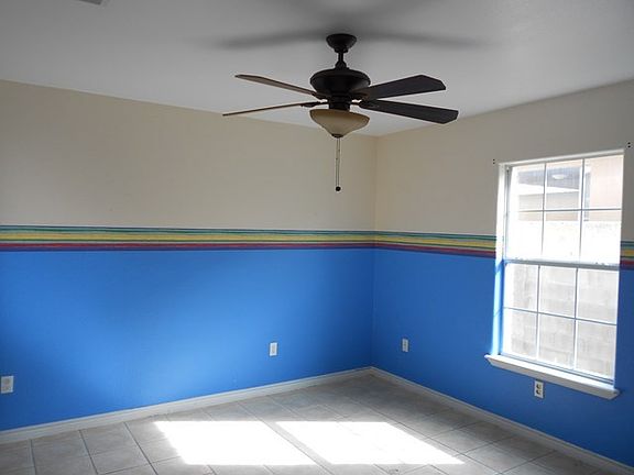 5th image of 2075 Suncrest Dr
