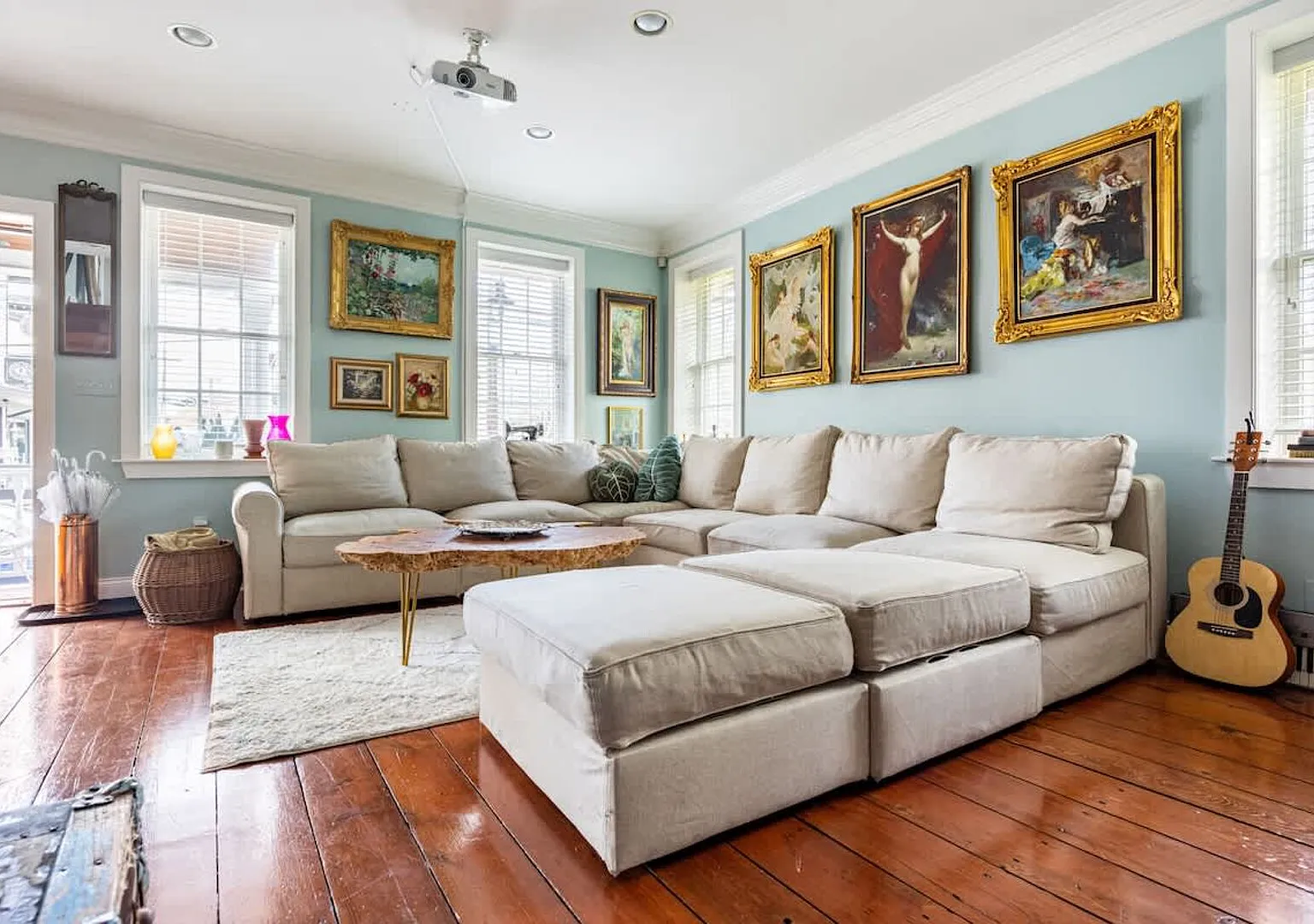 Unique Luxury Central Historic Landmark Home — Photo 2