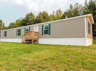 123 Dutch Dr, Farmington, ME 04938