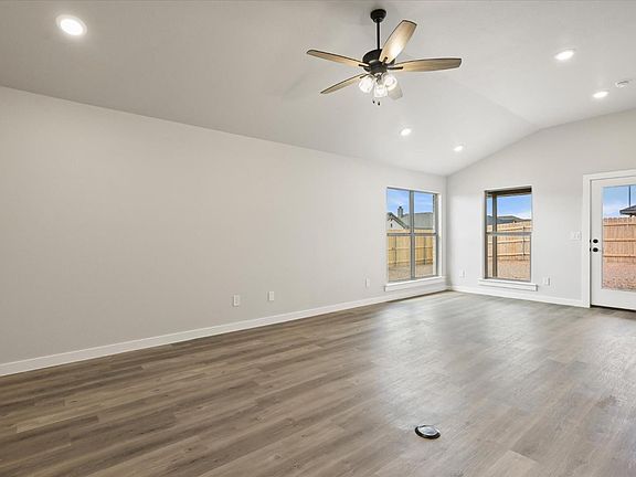 3rd image of 2814 Trenton Ave