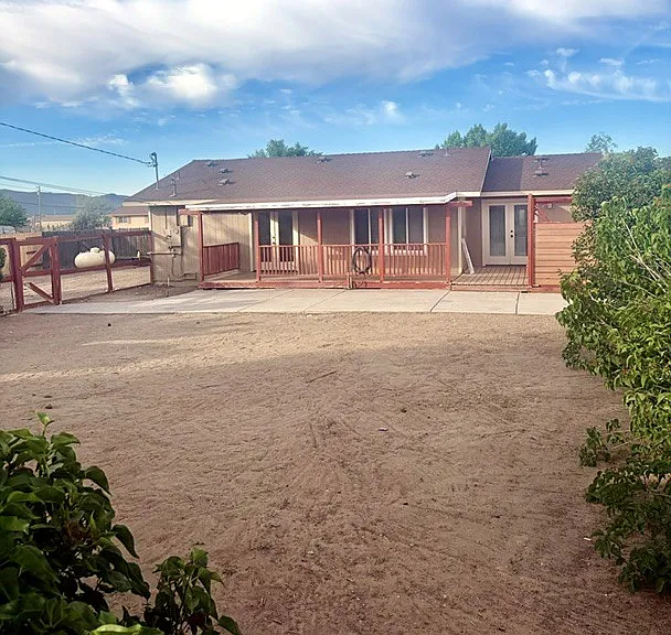 11835 Tupelo St — Photo 4