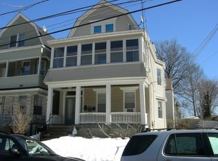 90 Richelieu Ter, Newark, NJ 07106