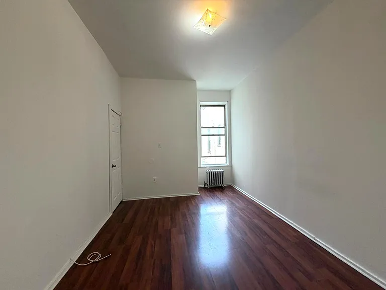 62 Patchen Ave #4R — Photo 12