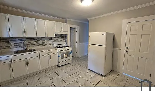 1520 Pembroke St #1L — Photo 26