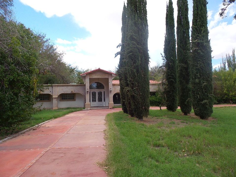 1st image of 5031 Country Club Pl