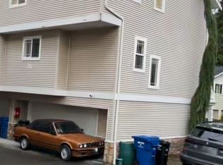 2916 NW 85th St, Seattle, WA 98117