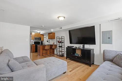 520 S 4th St #C Photo 1