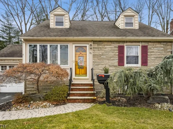 37 Park Ave, Cranford Twp., NJ 07016