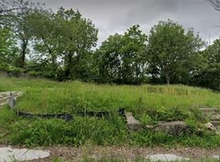 5014 Agnes Ave, Kansas City, MO 64130