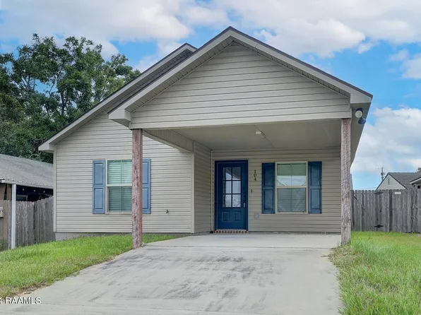 104 Canyon Dr, Lafayette, LA 70506