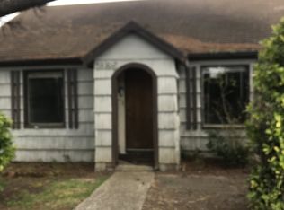 2995 Myrtle St, North Bend, OR 97459