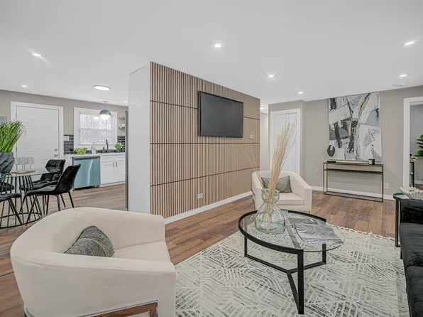 18331 John Ave, Country Club Hills, IL 60478