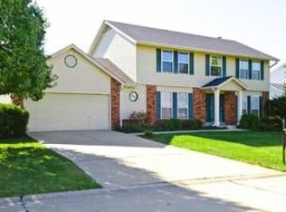 37 Georgetown Cir, O'Fallon, MO 63368