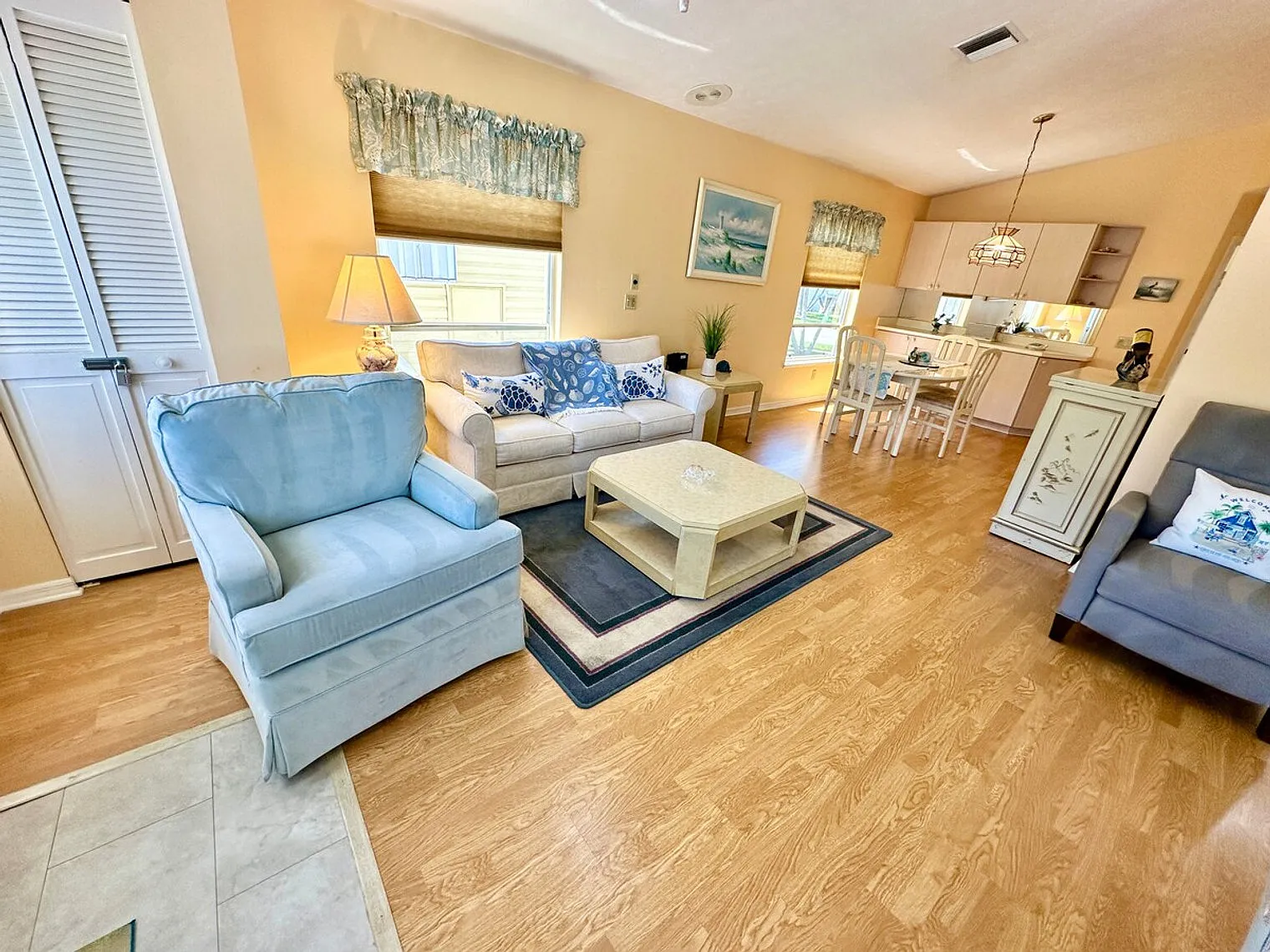 1 bed, 2.0 bath, $3,954 — Photo 2