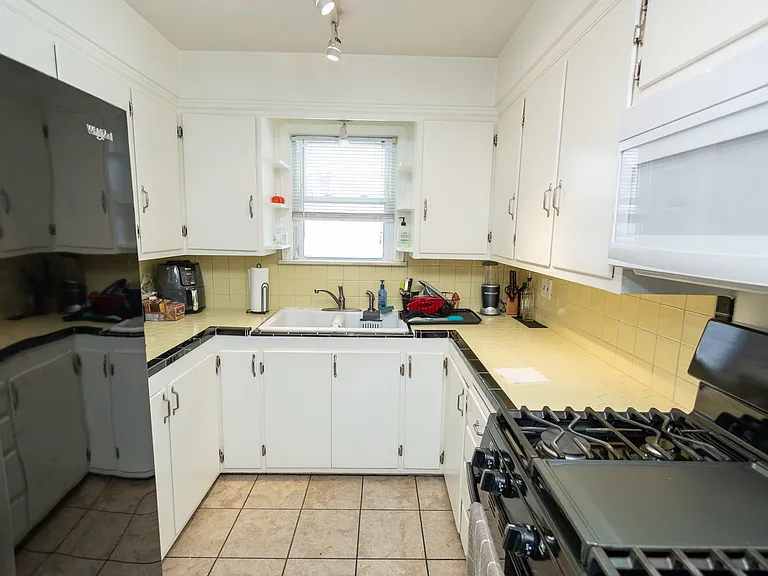 13566 Cedar Rd #2 — Photo 4