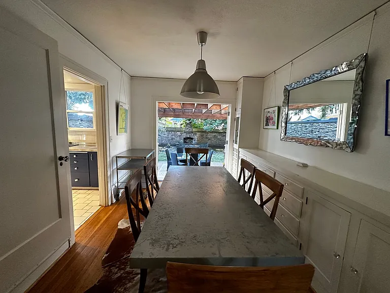 1514 SE Claybourne St — Photo 9