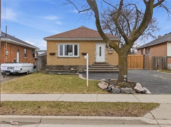 627 Upper Sherman Ave, Hamilton, ON L8V 3M4