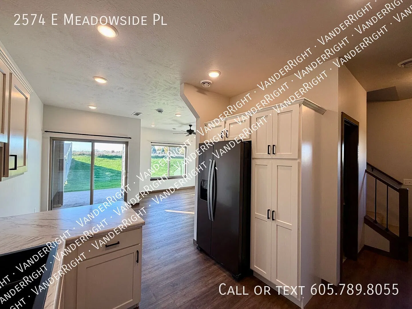Beautiful 3-Bedroom, 2.5-Bathroom End-Unit Townhome with Attached 2-Stall Garage! — Photo 2