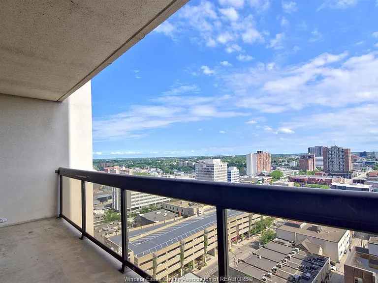 150 Park St W #1812 — Photo 27