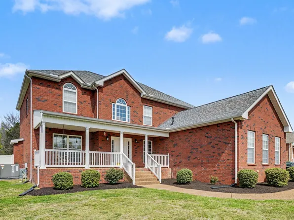 107 Seven Springs Dr, Mount Juliet, TN 37122