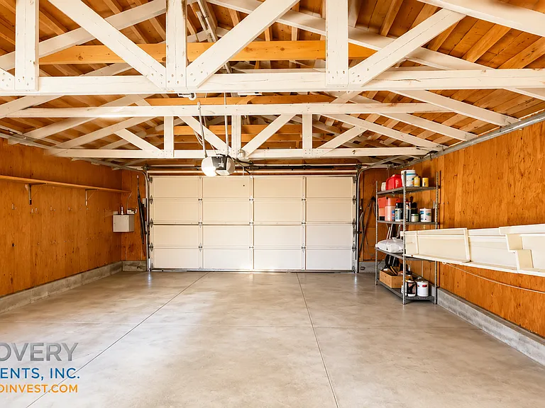 202 Kenyon Ave — Photo 58
