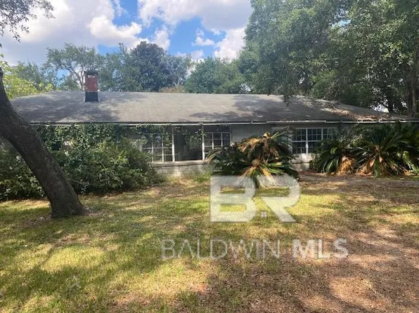 108 W 12th Ave, Gulf Shores, AL 36542