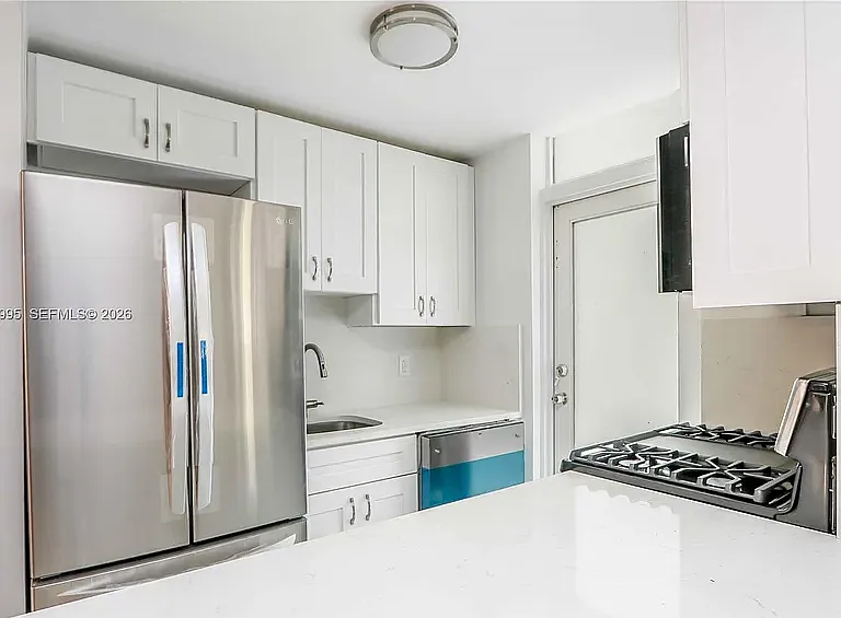921 Jefferson Ave #3C — Photo 17