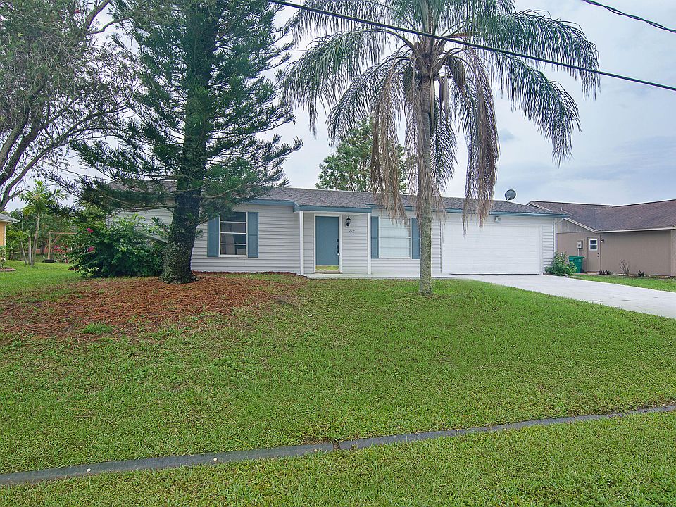 Home For Sale In Port Saint Lucie