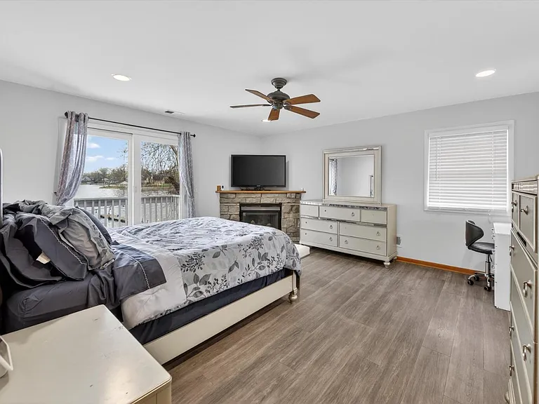 3341 Newton Rd — Photo 24