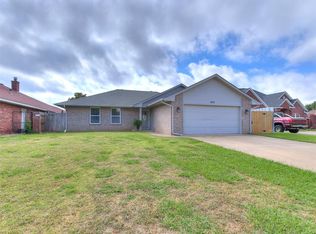 4812 Bismarc Dr, Del City, OK 73115